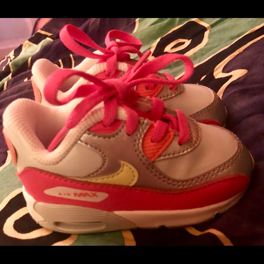 SOLD! Little Baby Girl Nike Air Max Sz 5C NWOT!